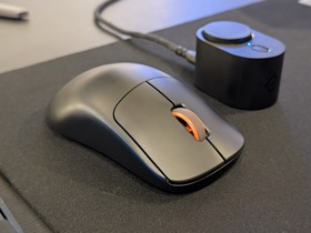 UWB無線マウス SteelSeries Sensei Pro発売。8000Hz更新に到達、「無限バッテリー」も採用の高級ゲーミングマウス 画像