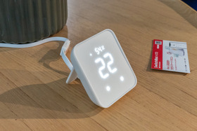 SwitchBotハブ2国内発表。Matter対応に温湿度計搭載。赤外線機能も強化 画像