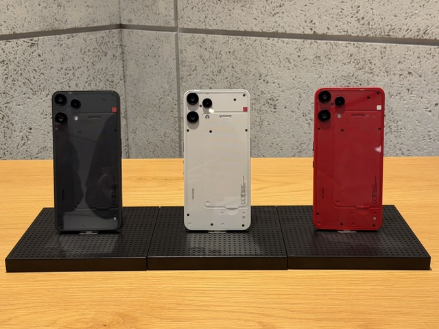 Nothing Phone (3a) Lite 日本版登場＆実機チェック。レッドモデルは河童ニハナイショダヨ（スマホ沼）