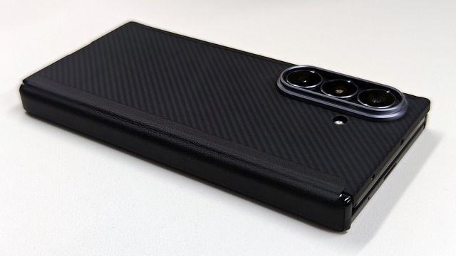 38万円のGalaxy Z TriFoldを守る究極のケースをようやく発見（スマホ沼）