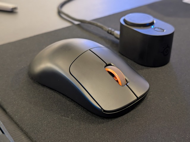 UWB無線マウス SteelSeries Sensei Pro発売。8000Hz更新に到達、「無限バッテリー」も採用の高級ゲーミングマウス