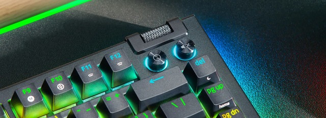 Razer BlackWidow V4 75%発売。省スペースでホットスワップ対応のゲーミングキーボード