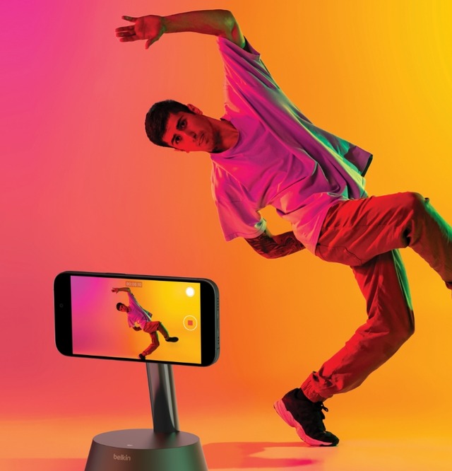 iPhoneが360度追跡撮影するスタンド「Auto-Tracking Stand Pro」ベルキンが発表。Apple DockKit採用でアプリ不問