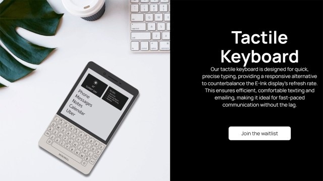 QWERTYキーボード搭載iPhoneケース「Clicks Creator Keyboard」をCES 2024で体験、打ち心地は良好。画面なしのキーボード付きタブレットも（山根康宏）