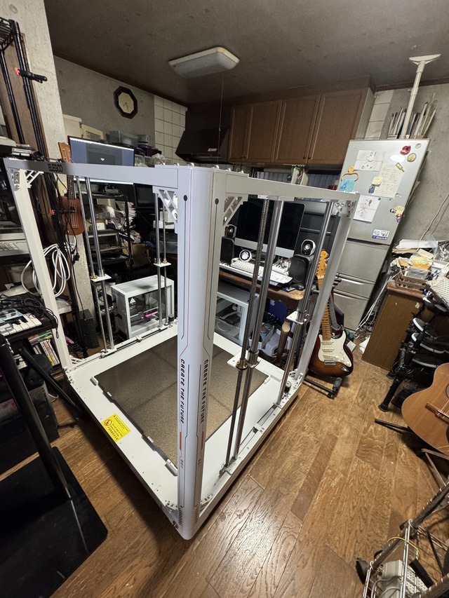高さ1メートルの立体物を印刷できる3Dプリンタが我が家にやってきた（CloseBox）