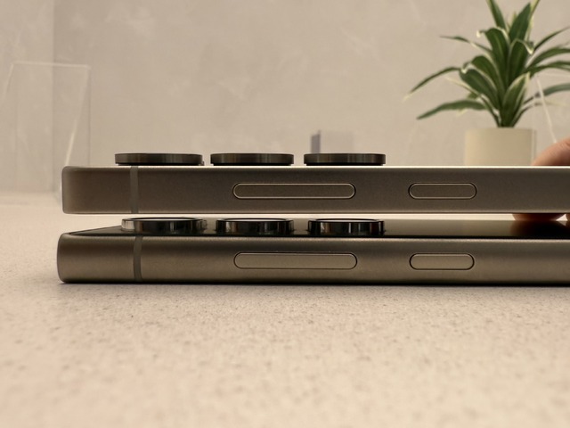 買わずに済ませたい? Galaxy S25 Ultraの実機をS24 Ultraと“自分のために”細かく比較(スマホ沼)