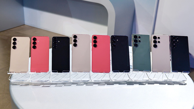 Galaxy S25シリーズ オンライン限定色を穴が開くほど見てきた(スマホ沼)