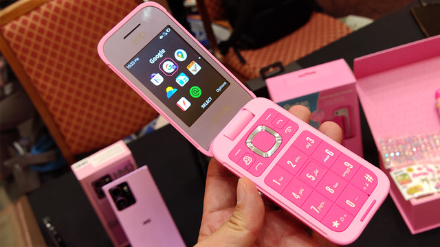 Google搭載バービーから分離スマホまで、ノキアをやめたHMDのデバイスが個性強め（スマホ沼）