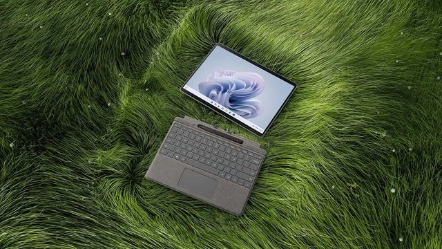 13インチ2-in-1「Surface Pro 9」はIntel Core i5 / 7とSQ3（Arm）+ 5Gの両輪で