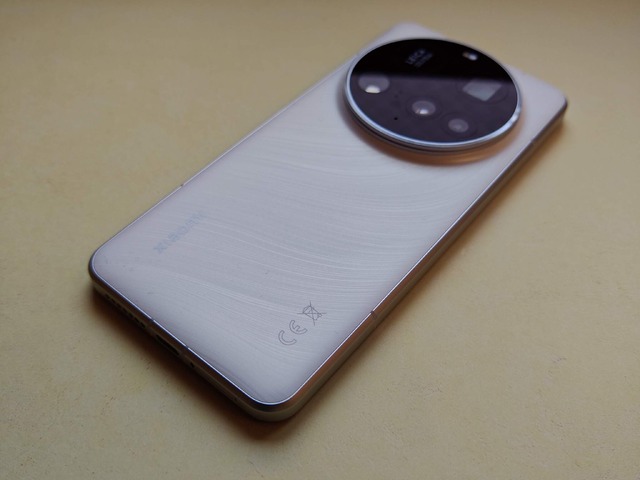 スマホ以上、カメラ以上。国内発売「Xiaomi 15 Ultra」の実機をチェック（スマホ沼）