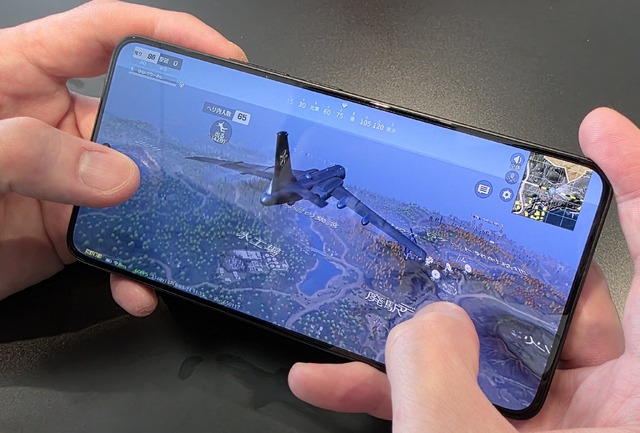 最近スマホ出し過ぎのXiaomi、今度はPOCOブランドのフラッグシップ「POCO F7 Pro」と「POCO F7 Ultra」を発表。実機をチェック（スマホ沼）