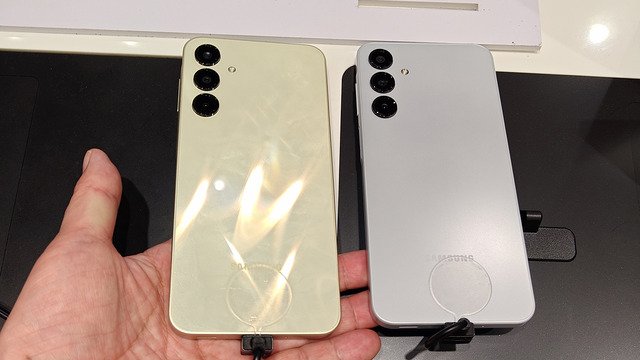 Galaxy Aシリーズ 2025年モデルがそろったので、微妙な違いを楽しむ（スマホ沼）