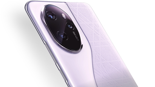 HONORのスマホに見る“非対称”カメラ デザインの変遷（スマホ沼）