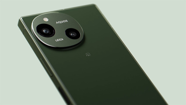HONORのスマホに見る“非対称”カメラ デザインの変遷（スマホ沼）