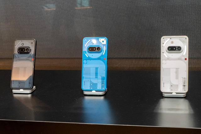 お手ごろ価格の3眼スマホ Nothing Phone(3a)実機レビュー。カメラは想像以上、Essential Keyはアップデートに期待