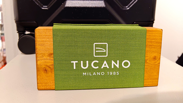ミラノ発イタリア デザインのPCバッグが素敵すぎて、もう…（スマホ沼）