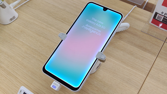 ボリュームゾーンを守る騎士、サムスン Galaxy A26 5Gの実機をチェック（スマホ沼）