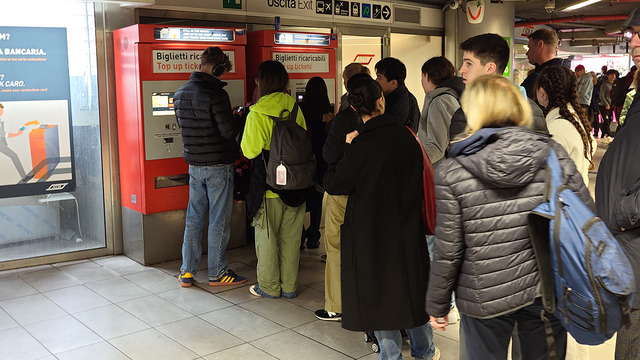 スマホQRコードで乗り放題なミラノの地下鉄が便利すぎた（スマホ沼）