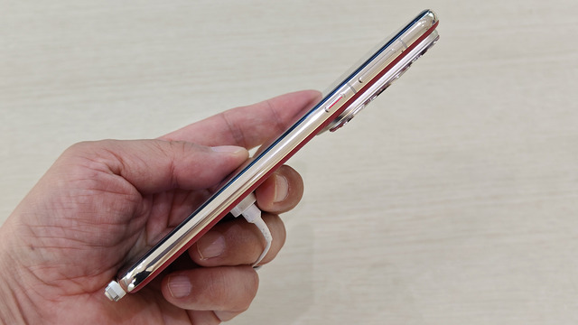 ファーウェイ本社に行ったら真っ赤なスマホが売っていて、そこからいろいろと考えた（スマホ沼）