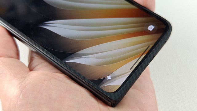 世界最薄折りたたみ「OPPO Find N5」の付属ケースがイマイチ不安だったので探しに行った（スマホ沼）