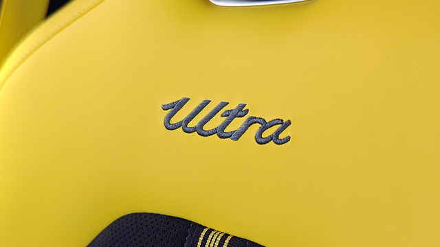 いつか日本にも来ると信じたいシャオミのEV「SU7 Ultra」の運転席に座った（スマホ沼）