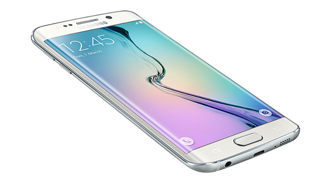 Galaxy S25 Edgeのルーツを辿ると懐かしの変態端末を思い出す（スマホ沼）