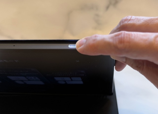 Eインクっぽさ満載「NXTPAPER 11 Plus」実機レビュー。“積ん読”消化に最適なTCLの変態AIタブレット