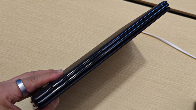 18インチのフォルダブル・ノート「MateBook Fold Ultimate Design」を見た。そのインパクトたるや(スマホ沼)