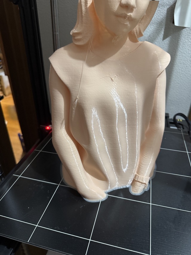 触れて感じ取れる生成AI。1枚の人物写真から高精細3Dモデルを作り出すSparc3Dで、妻の半身像を3Dプリントしてみた（CloseBox）