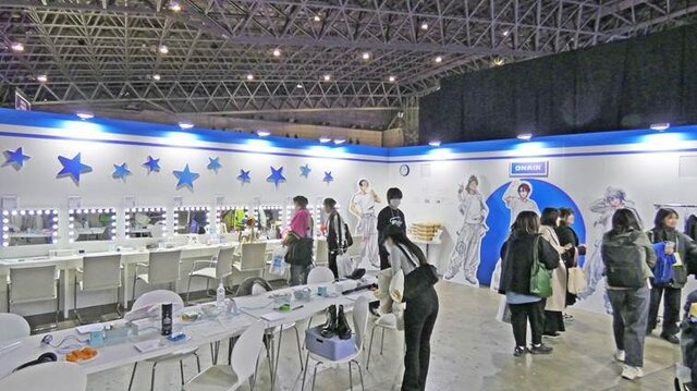 VTuberの“リアル”イベントとは!?...3日開催で幕張メッセをジャックしたホロライブエキスポに「VTuberの最前線」を見た【イベントレポ／コラボスタンディー コレクションも！／写真158枚】