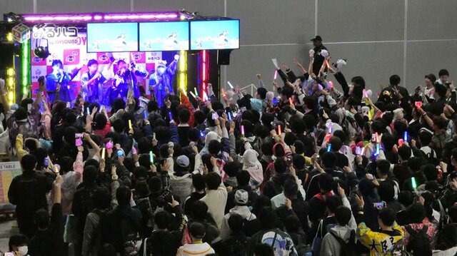 VTuberの“リアル”イベントとは!?...3日開催で幕張メッセをジャックしたホロライブエキスポに「VTuberの最前線」を見た【イベントレポ／コラボスタンディー コレクションも！／写真158枚】