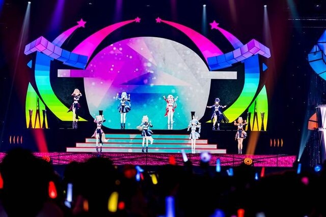 VTuberの“リアル”イベントとは!?...3日開催で幕張メッセをジャックしたホロライブエキスポに「VTuberの最前線」を見た【イベントレポ／コラボスタンディー コレクションも！／写真158枚】