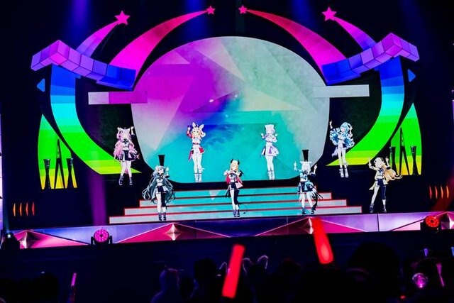 VTuberの“リアル”イベントとは!?...3日開催で幕張メッセをジャックしたホロライブエキスポに「VTuberの最前線」を見た【イベントレポ／コラボスタンディー コレクションも！／写真158枚】