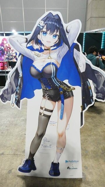 VTuberの“リアル”イベントとは!?...3日開催で幕張メッセをジャックしたホロライブエキスポに「VTuberの最前線」を見た【イベントレポ／コラボスタンディー コレクションも！／写真158枚】