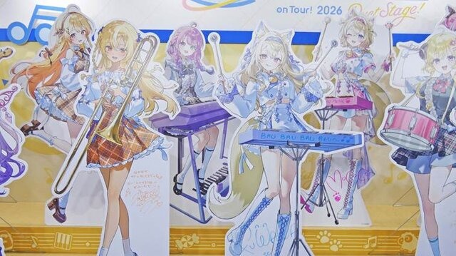VTuberの“リアル”イベントとは!?...3日開催で幕張メッセをジャックしたホロライブエキスポに「VTuberの最前線」を見た【イベントレポ／コラボスタンディー コレクションも！／写真158枚】