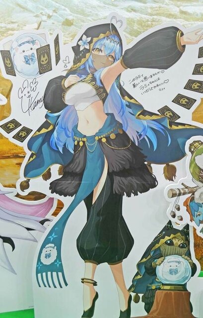 VTuberの“リアル”イベントとは!?...3日開催で幕張メッセをジャックしたホロライブエキスポに「VTuberの最前線」を見た【イベントレポ／コラボスタンディー コレクションも！／写真158枚】