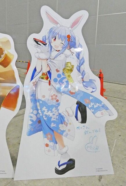 VTuberの“リアル”イベントとは!?...3日開催で幕張メッセをジャックしたホロライブエキスポに「VTuberの最前線」を見た【イベントレポ／コラボスタンディー コレクションも！／写真158枚】