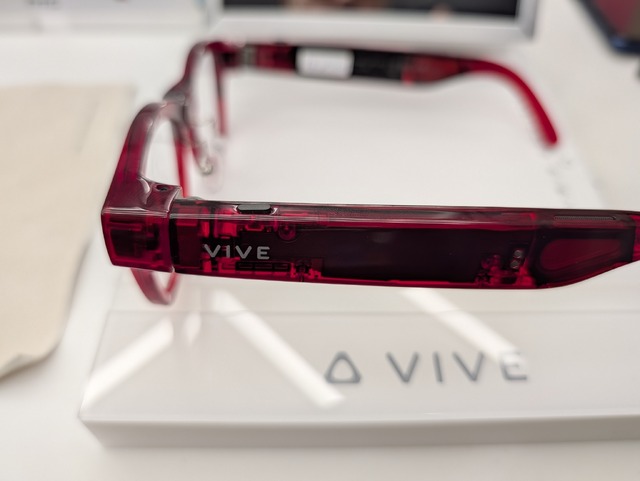 HTCのAIグラスVIVE Eagleは8万円から　「ジェネリック レイバンメタ」仕様ながらオープンとプライバシー重視で差別化