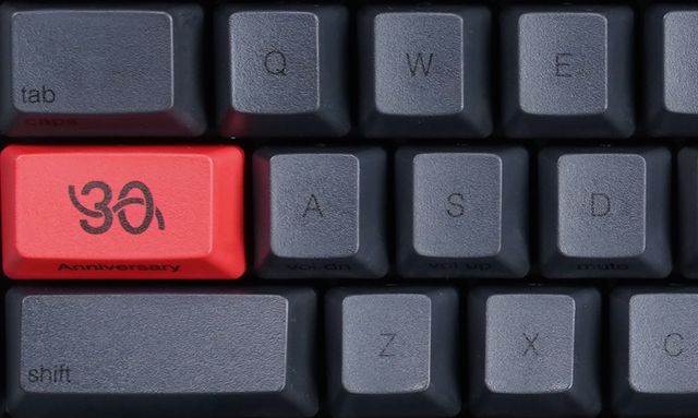 HHKB初の押下圧30g、30周年限定モデルを試し打ち　赤いCTRLキー同梱のHappy Hacking Keyboard Professional HYBRID Type-S発売