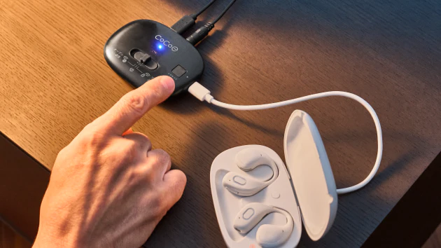 NTTのオープンイヤー集音器 cocoe Ear 一般発売、テレビ用Auracast送信機のcocoe Linkも用意　nwmの音響技術で聞こえ対策
