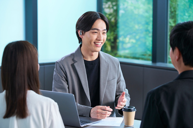 ソフトバンク、AIが「自己成長」を支援するイヤホン＋レコーダーGLIDiC AI +u Buds発売　理詰めのコーチと共感のバディが助言