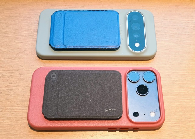 MOFT「珈琲の香りスマホスタンド」？を買ってみた。定番「七変化」にコーヒーかす由来の新素材、仄かに甘いカフェの匂い　ノート用スリーブケース兼スタンドも