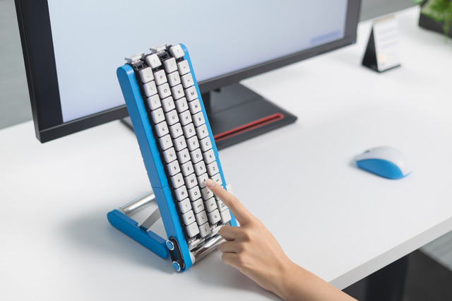 Googleが回る変態キーボード「Gboardくるくるバージョン」開発、オープンソース化 (4月1日ではありません)