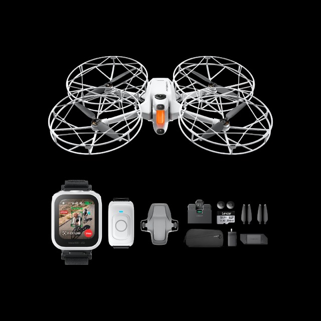 空中のドローンを掴んで動かす『能力者』感。Antigravity A1にウォッチ＆指輪型リモコン『Follow Me』、ゴーグルなしで手軽に空撮