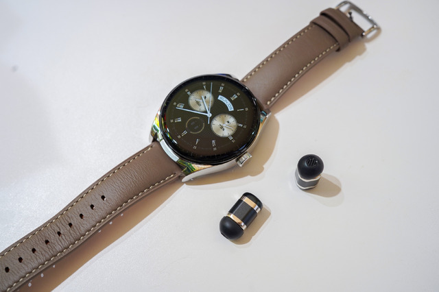 イヤホン内蔵のスマートウォッチ「HUAWEI WATCH Buds」レビュー