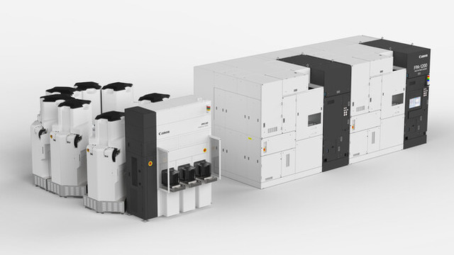 左:Adastra 右:FPA-1200NZ2C