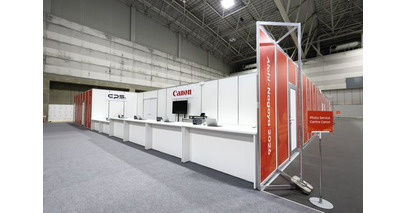 第20回アジア競技大会のメインプレスセンターに今大会最大規模となるフォトサービスセンター「キヤノンプロサポートブース」を設置