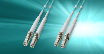 10Giga・最長300mの長距離通信対応、コード集合型光ファイバケーブルを発売