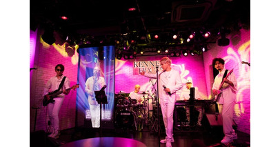 老舗ライブハウスによる進化系ライブショー展開のお知らせ　～ デジタルサイネージ活用の映像演出と音楽の融合 ～