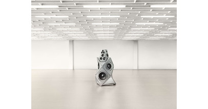 100周年記念モデルBeolab 90 Titan Editionを発表